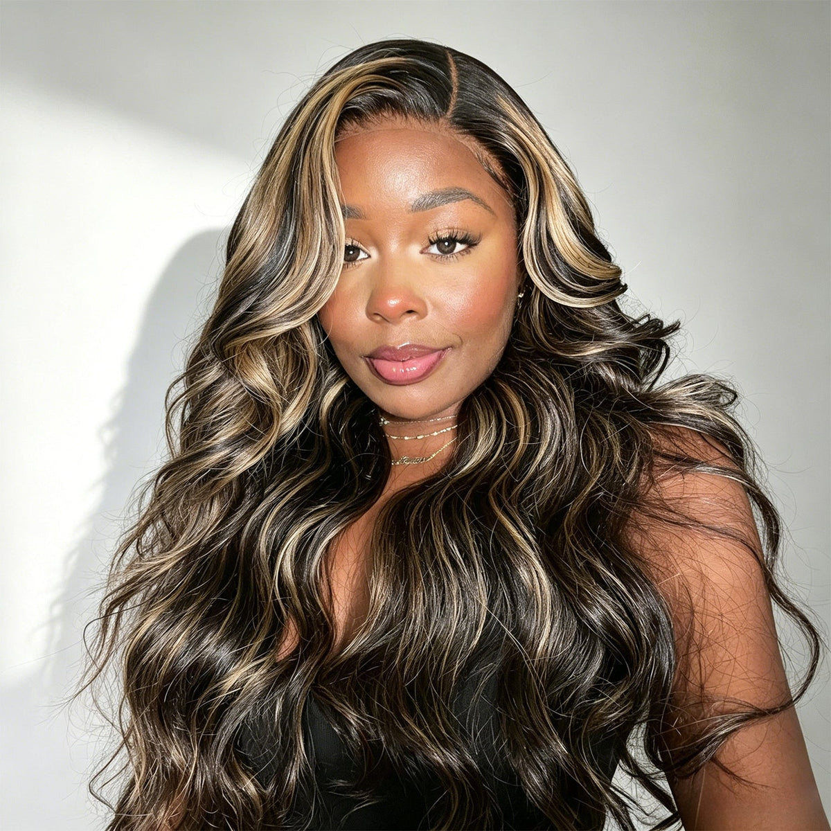 Honey Blonde Highlight Body Wave Lace Front Wigs Glueless HD Lace Human Hair Wig 220% Density
